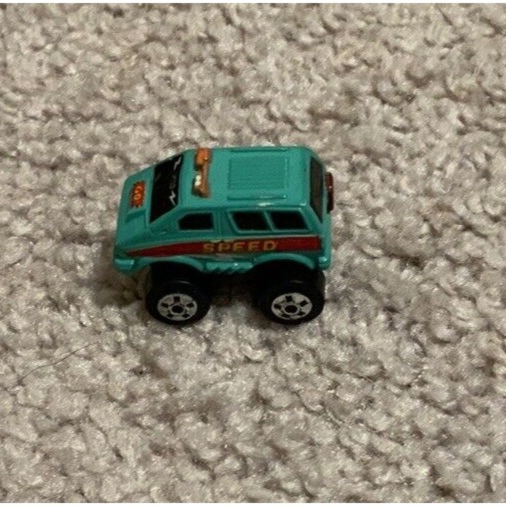 Vintage 1987 Road Champs Teal Speed Wagon Van Micro‎ Machine